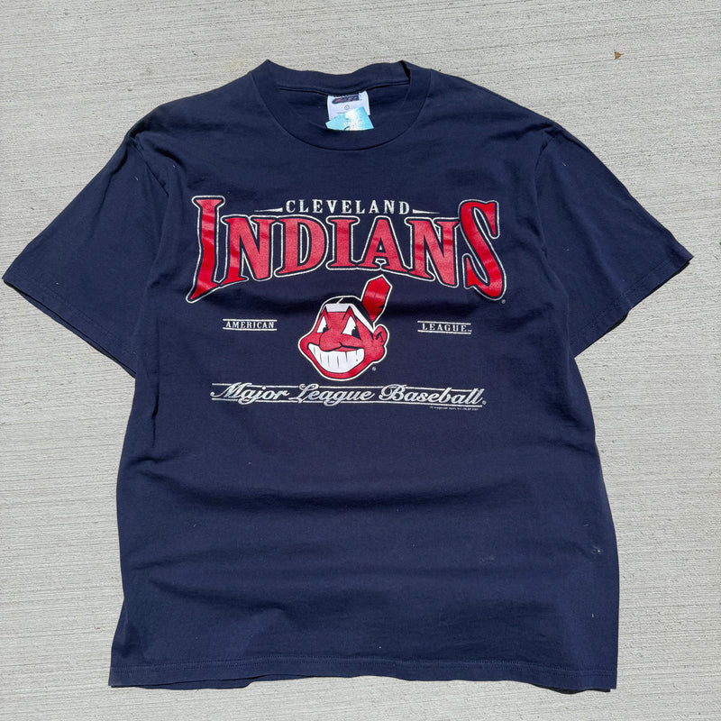 Vintage Clevland Indians Spellout Tee Shirt